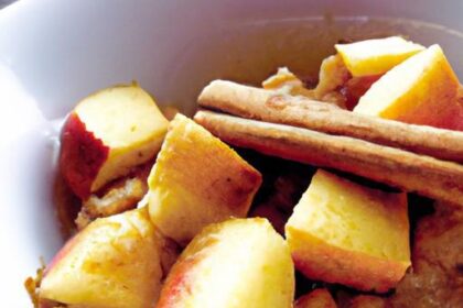 Wake Up to Cozy Slow Cooker Oats with Apples & Cinnamon