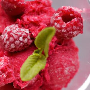 Refreshing Raspberry Sorbet: Naturally Sweet & Sugar-Free