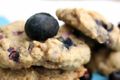 Bursting Berries: The Ultimate Blueberry Oatmeal Cookie Guide