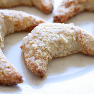 Almond Crescents: A Delightful Twist on a Classic Treat