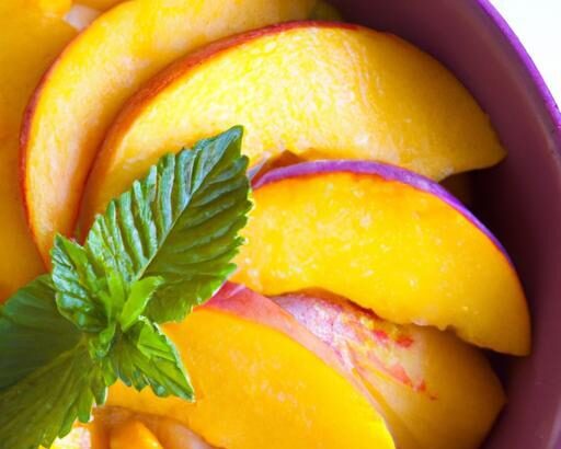 Delightful Cottage Cheese with Sliced Peaches: A Healthy Twist