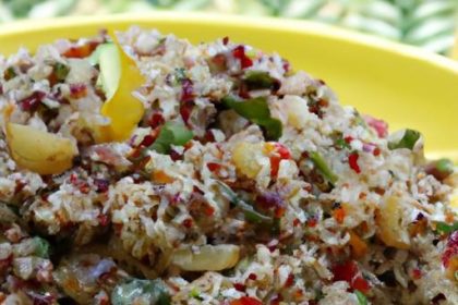 Nutritious Quinoa & Black Bean Salad: A Colorful Superfood Mix