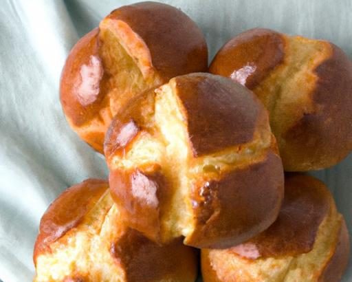 Fluffy Pressure-Cooked Brioches: Softness Perfected Fast